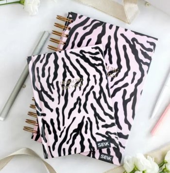 Laimīgais kalendāra plānotājs 2026 Zebra